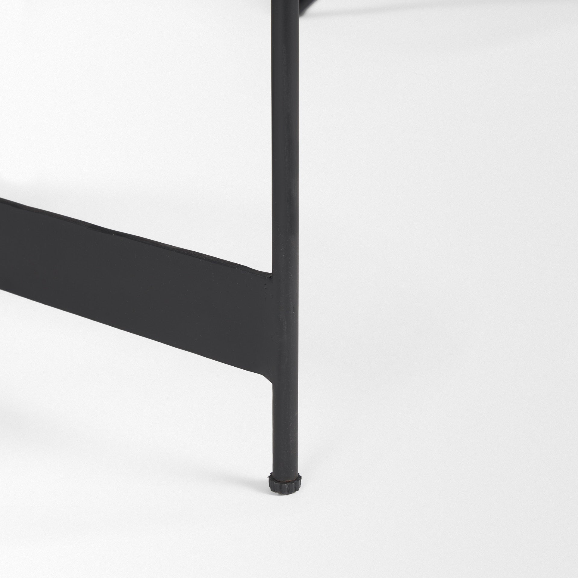 Mercana - Wade Coffee Table in Beige/Black, Metal/Stone