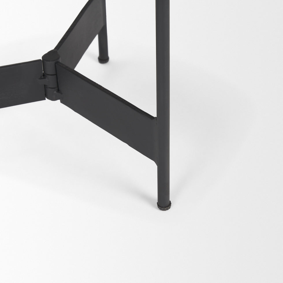 Mercana - Wade End Tables in Beige/Black, Metal/Stone