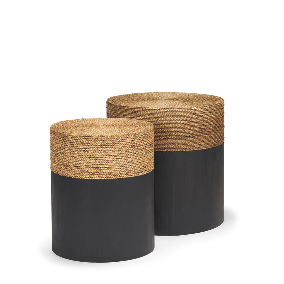 Mercana - Wenopa Accent Table in Black, Wood