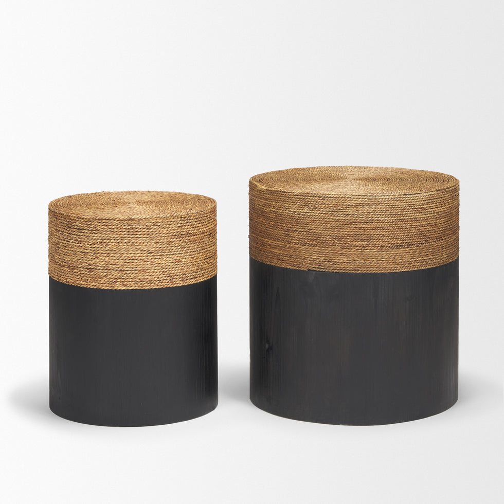 Mercana - Wenopa Accent Table in Black, Wood