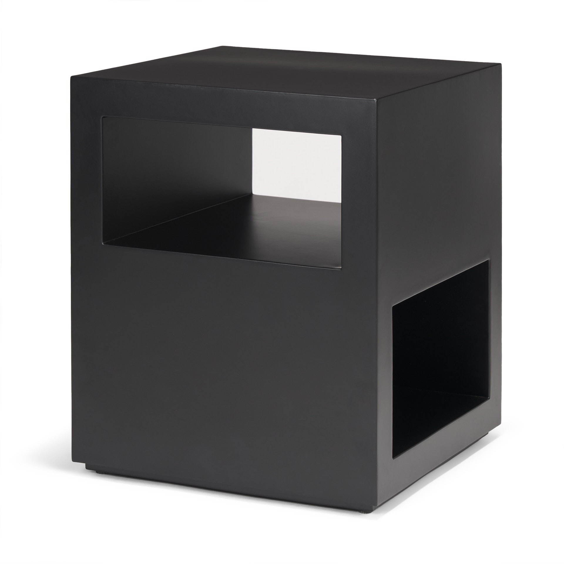 Mercana - Vondra Accent Table in Black, Metal