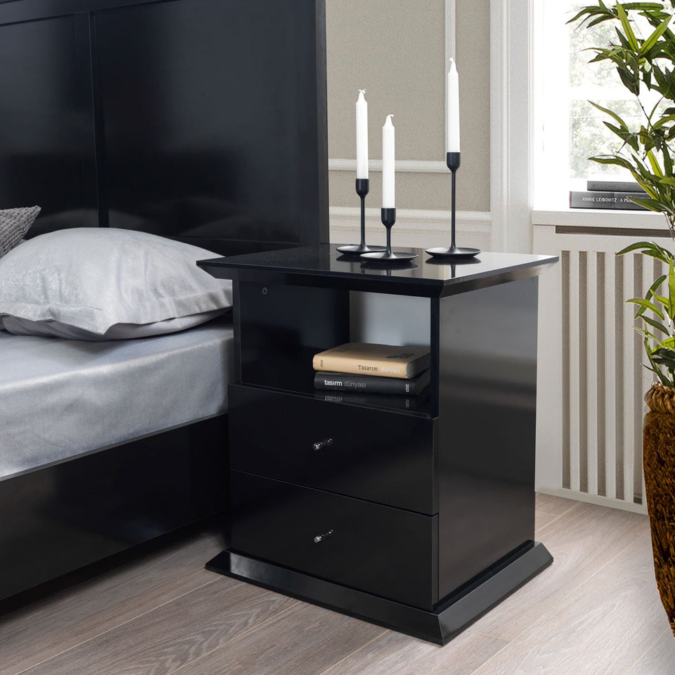 Nova - Erika Black 4 pc Queen Bedroom Set