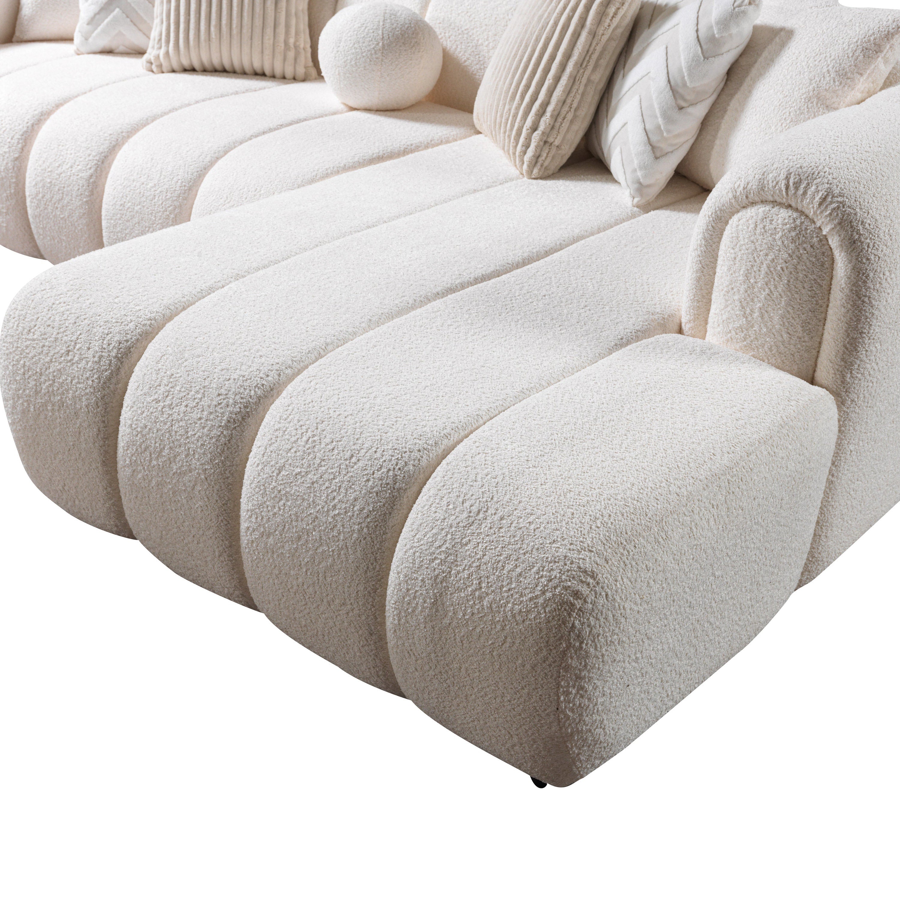 Nova - Lis Ivory Boucle RAF 115" Sectional