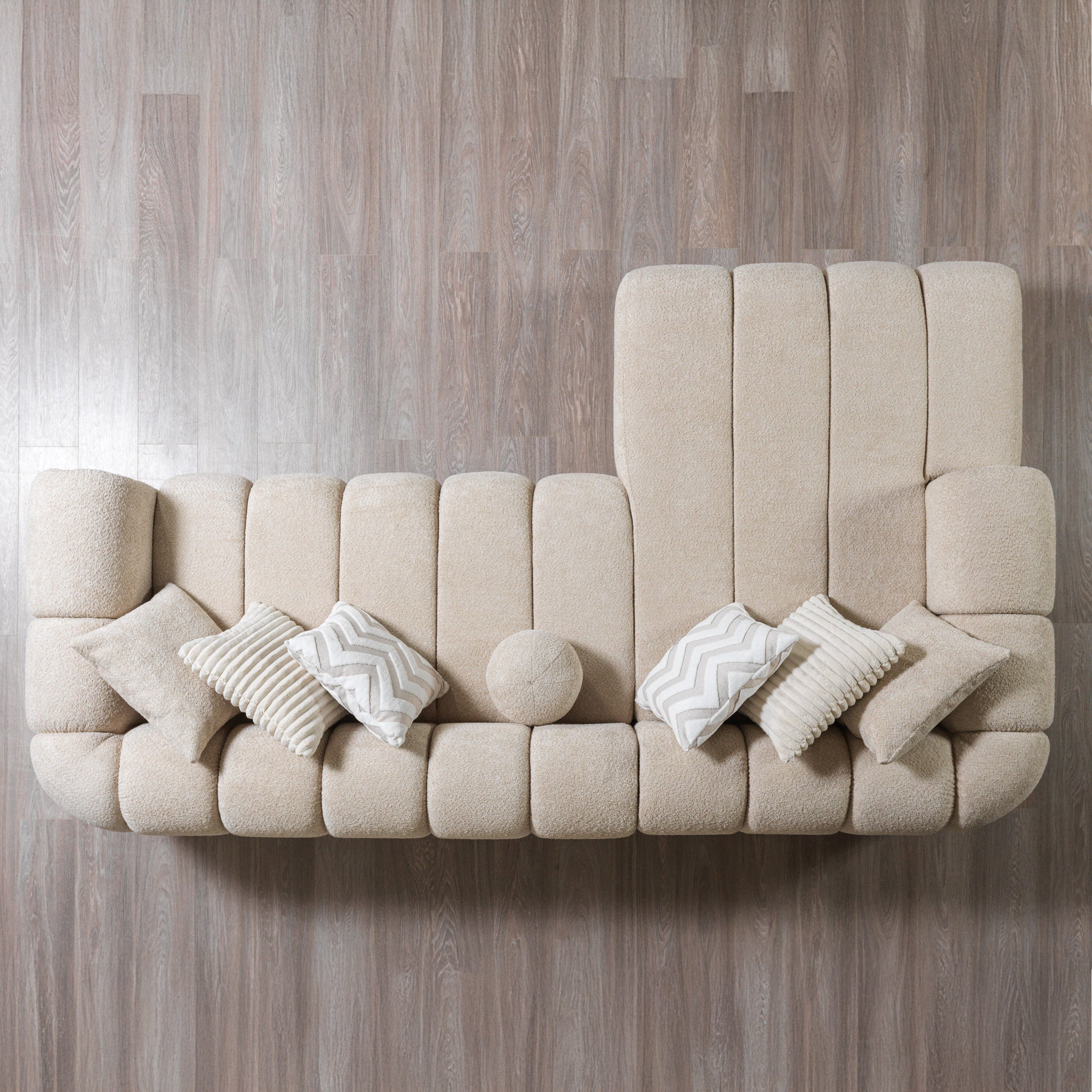 Nova - Lis Sand Boucle 115" Sectional