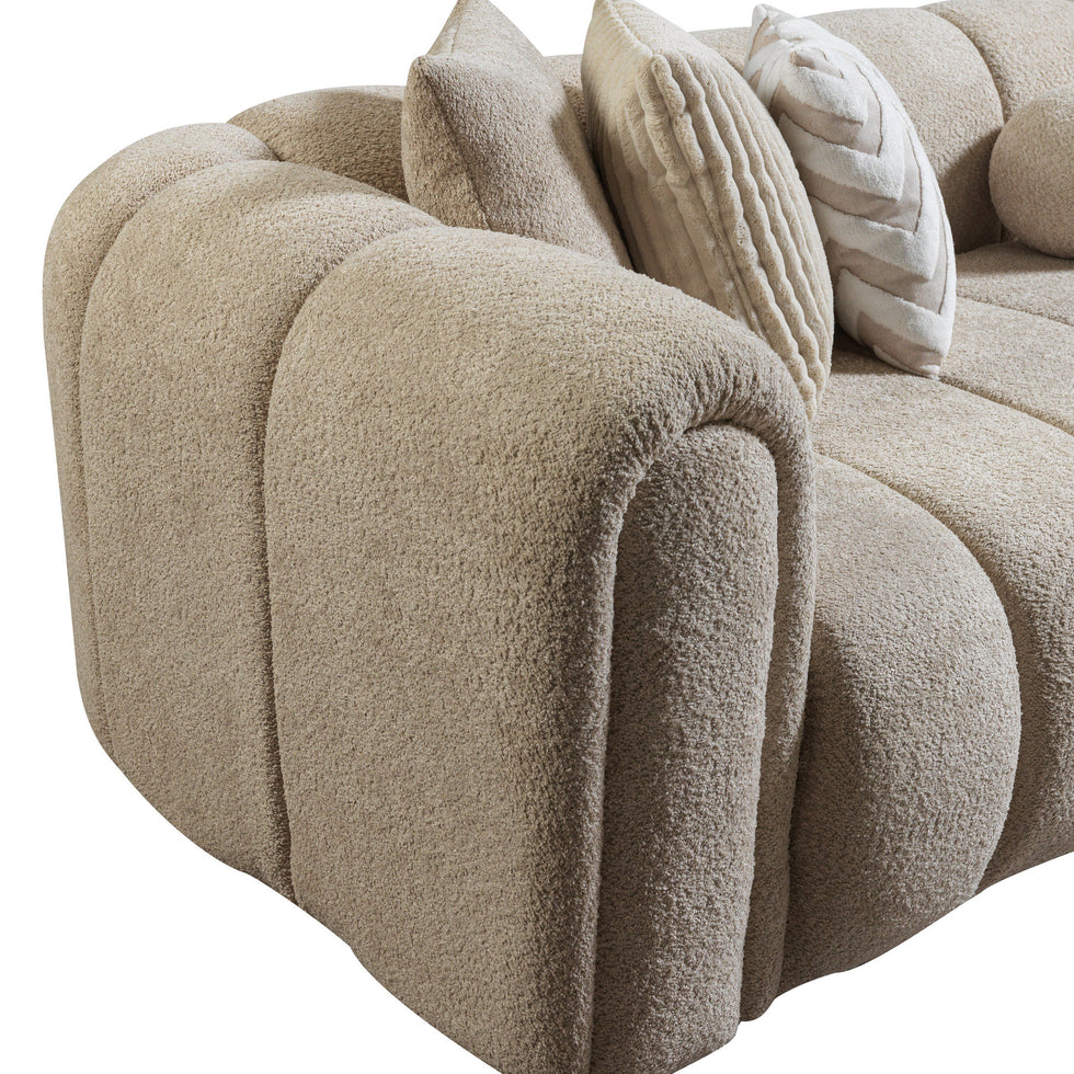 Nova - Lis Sand Boucle 115" Sectional