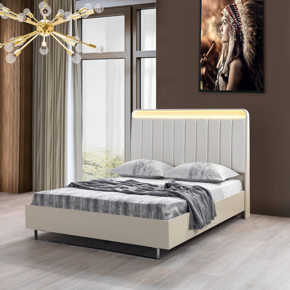 Nova - Viola Cream High Gloss Lacquer 4-Piece Queen Bedroom Set