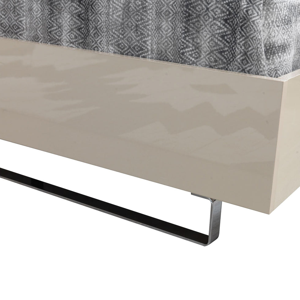 Nova - Viola Cream High Gloss Lacquer 4-Piece Queen Bedroom Set