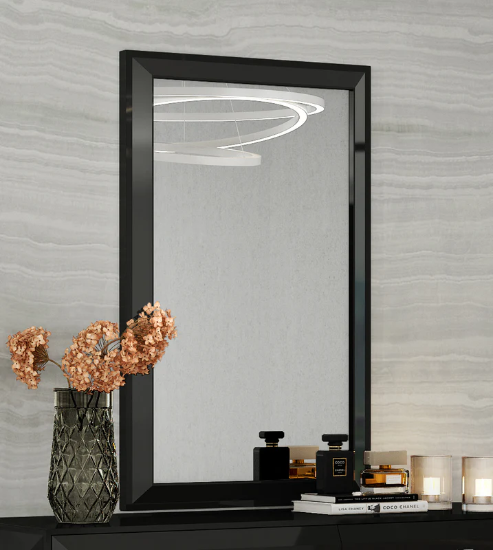 the Whiteline™ - Abrazo Mirror will surely decorate your interior and give it a special taste