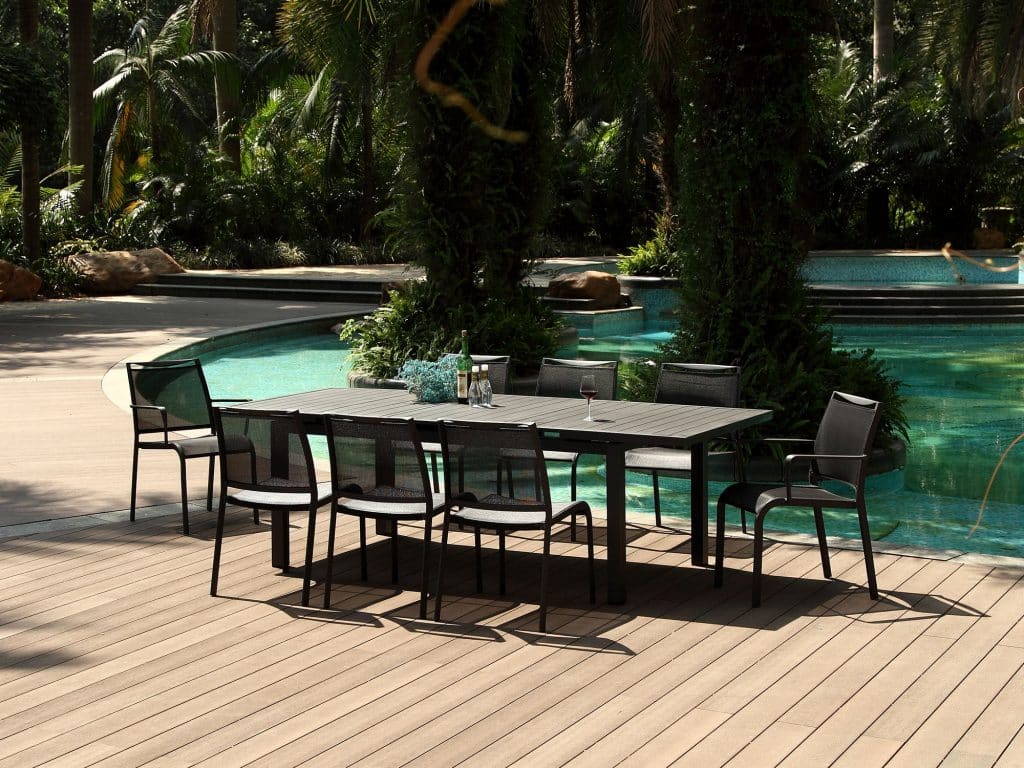 Alum Outdoor Extendable Dining Table