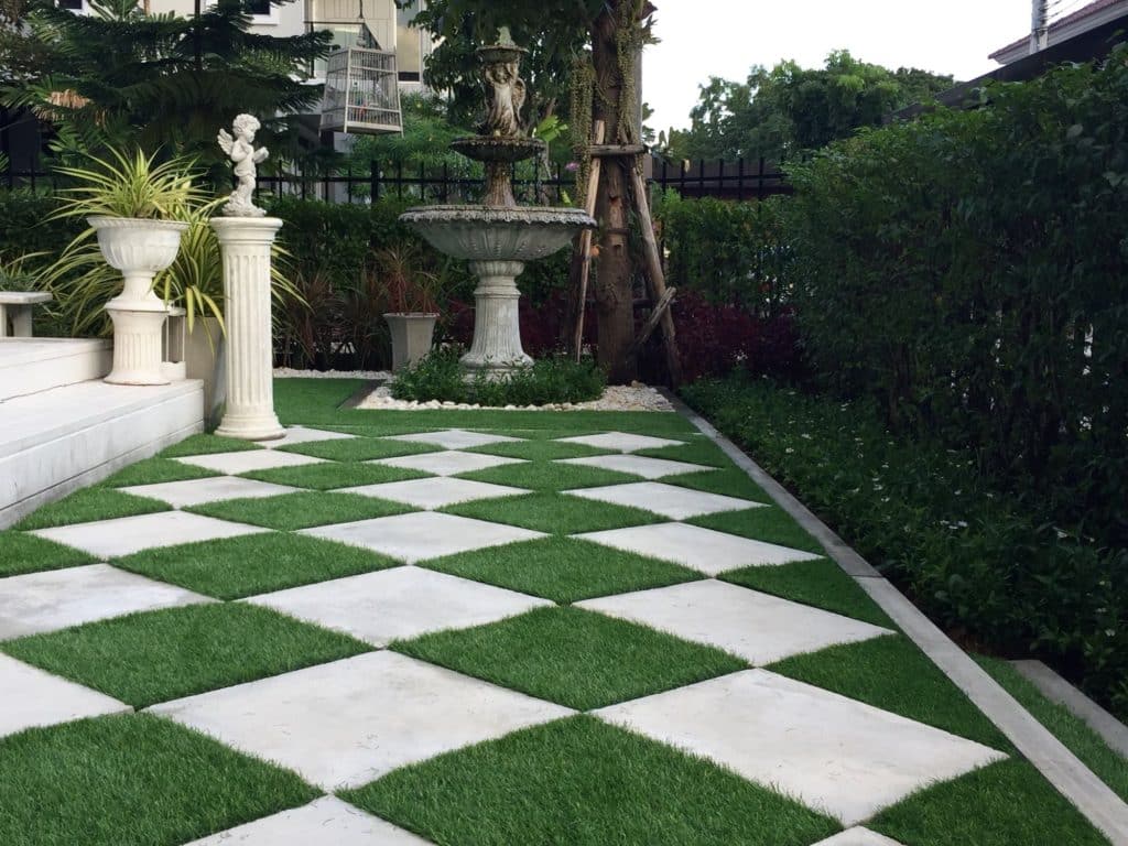 Artificial Turf Floor Chess