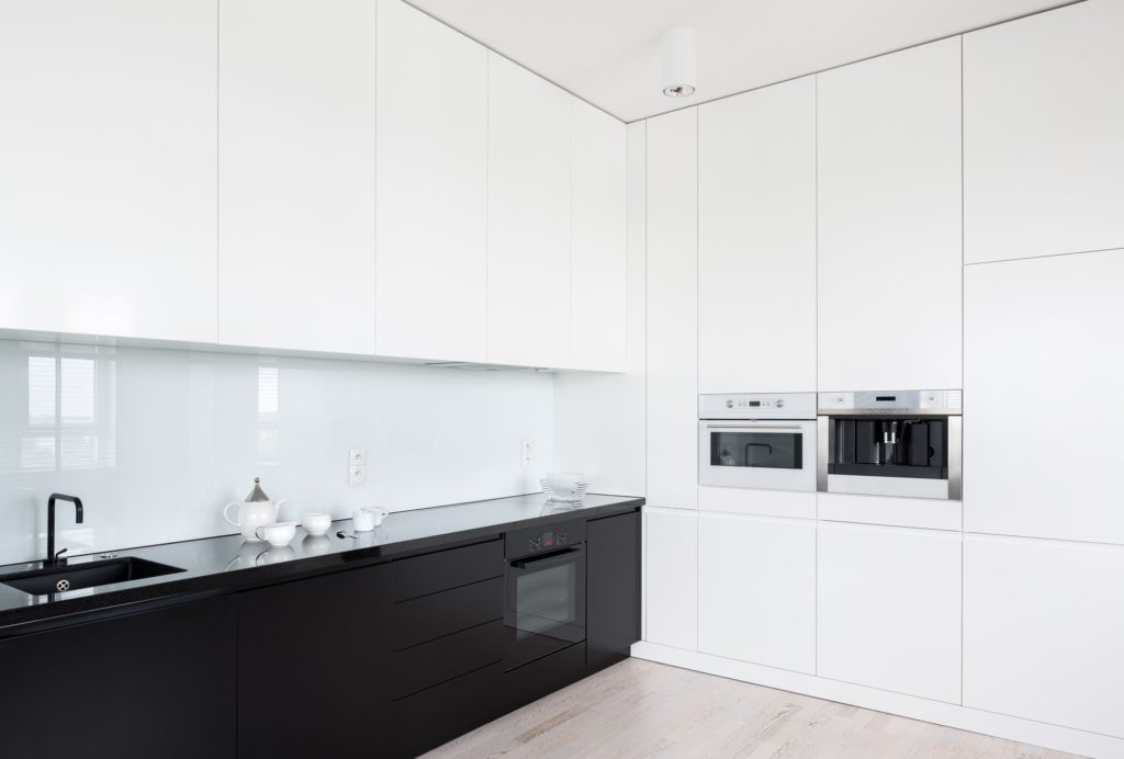 Backsplash For Kitchen Glass White