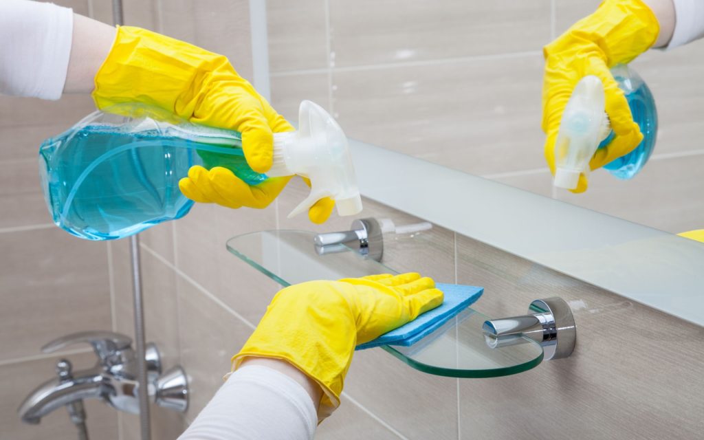 Bathroom Cleaning Pro Tips
