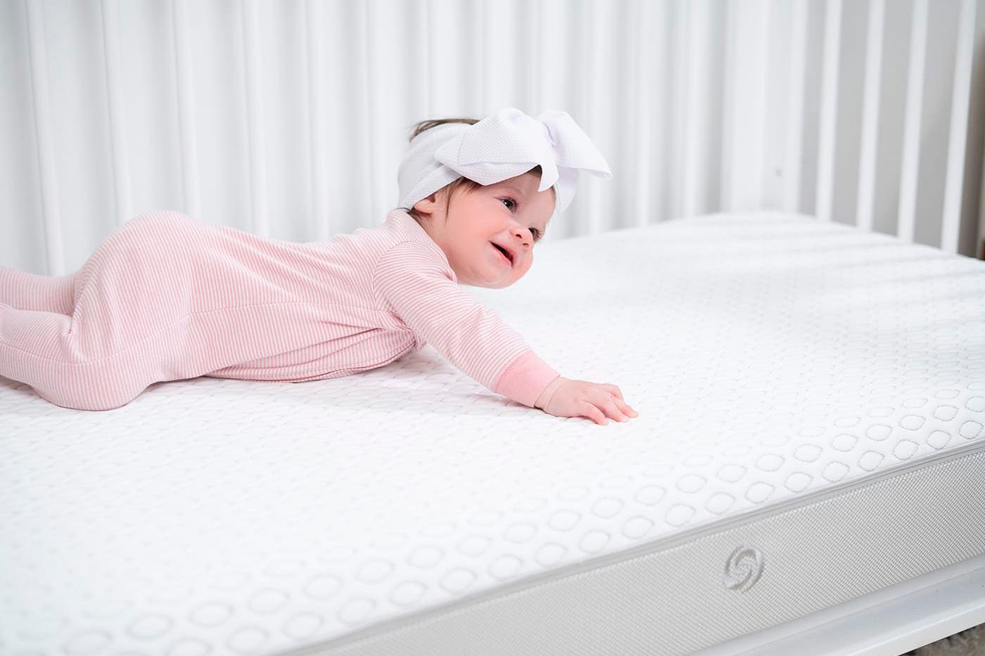Gentle to the touch and comfortable to use mattress for children - Bedgear Air-X Performance Crib And Toddler Mattress