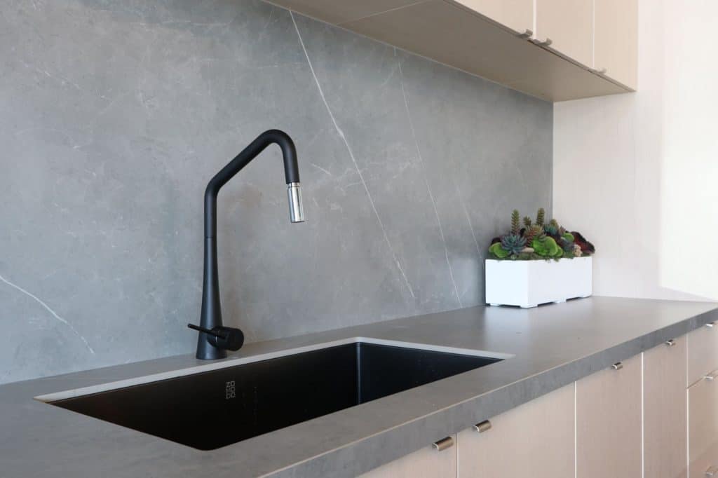 Ceramic Backsplash Sink Grey