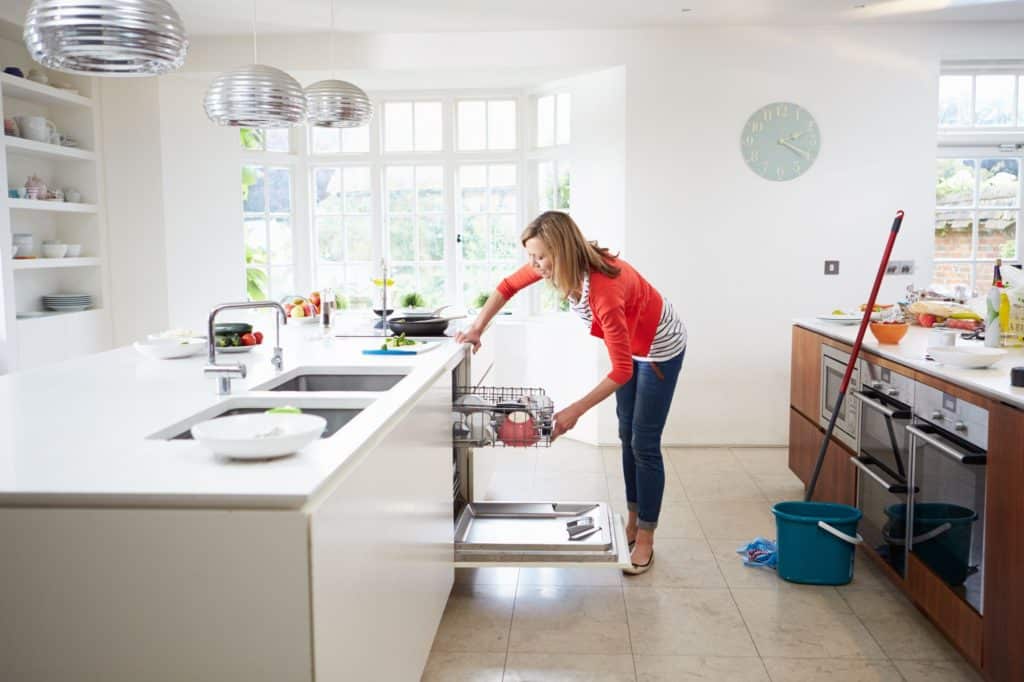 Kitchen Cleaning Pro Tips