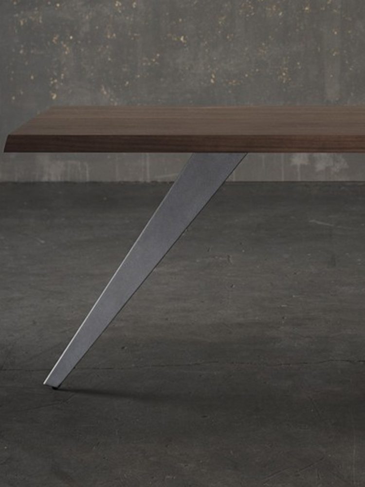 Nuevo™ - Styx Desk Walnut Veneer Top
- Modern and stylish brown table