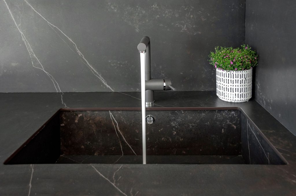 Popular Material For Kkitchen Natural Stone Black