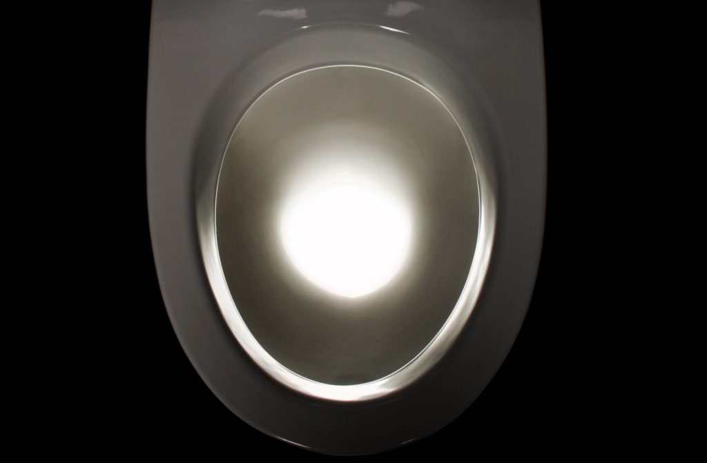 Replace The Toilet Lid With Illuminated Light