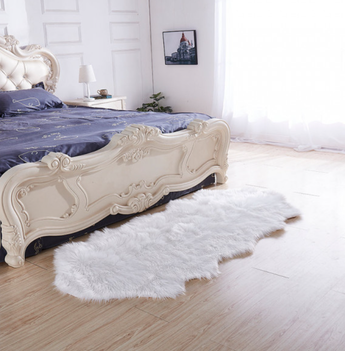 Furnings™ - Luxury White Faux Fur Decorative Rug 32" x 71"