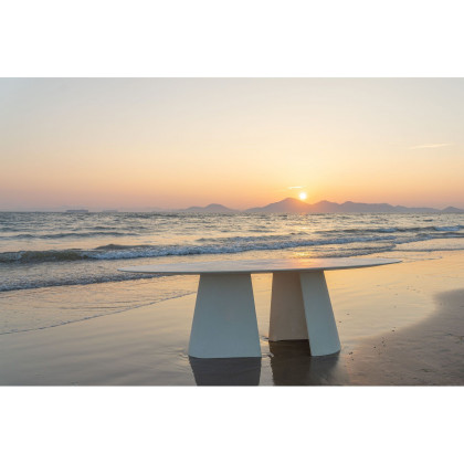 Mobital - Tumuli Oval Dining Table in Tapioca