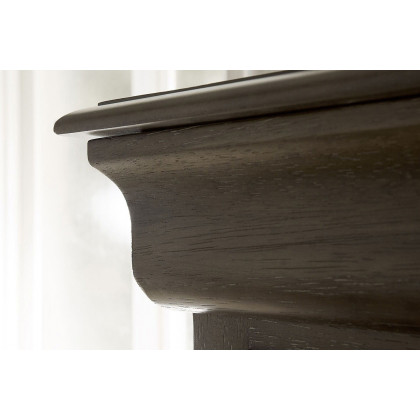 A.R.T. - St. Germain Drawer Chest