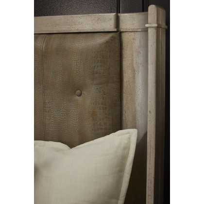 A.R.T. - Morrissey Bezel Lloyd Upholstered Shelter Bedroom Set