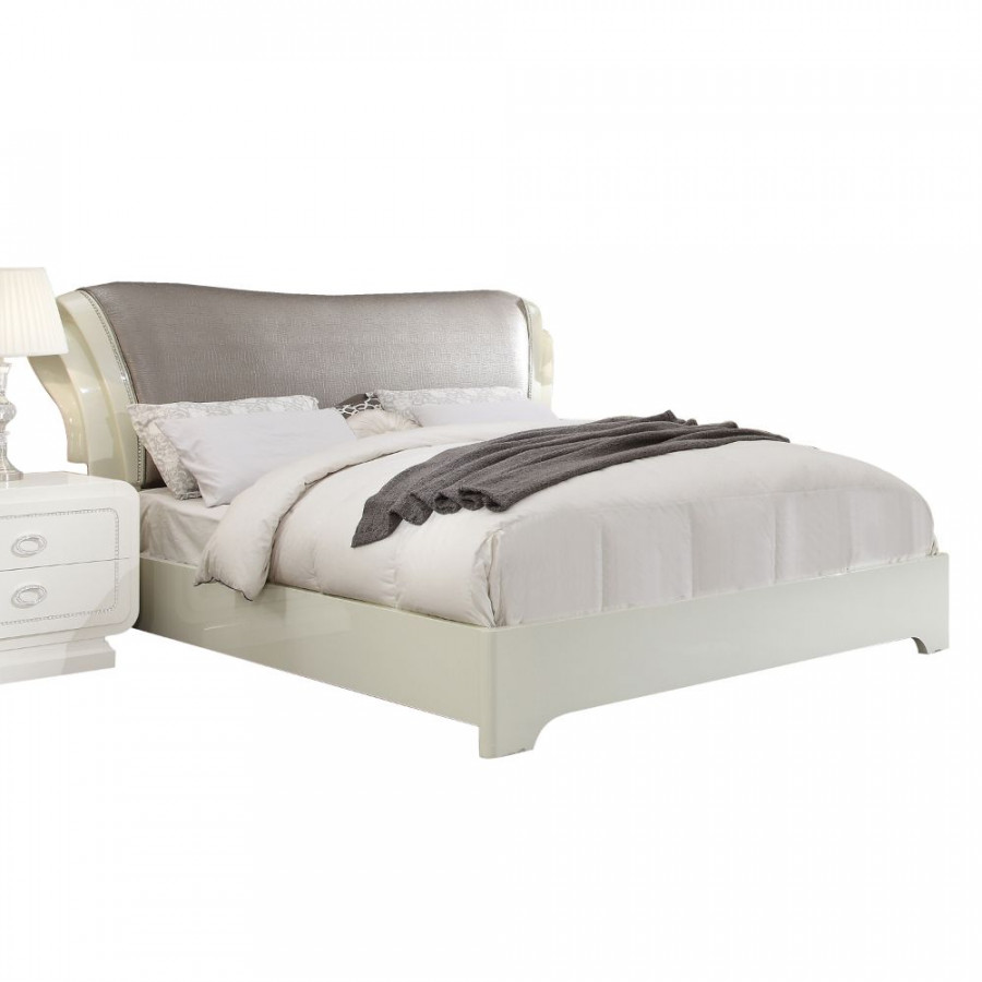ACME - Bellagio Bed