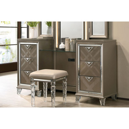 ACME - Skylar Vanity Desk with Mirror in Champagne