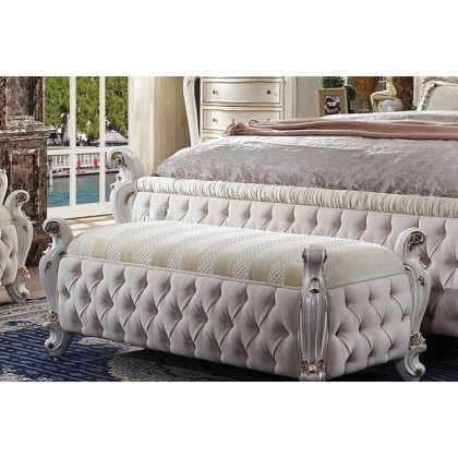 ACME - Picardy Bench in Antique Pearl