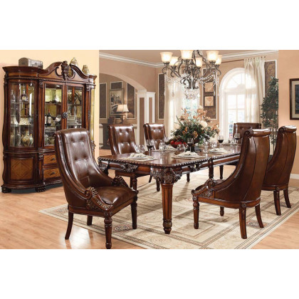 ACME - Winfred Dining Table in Cherry