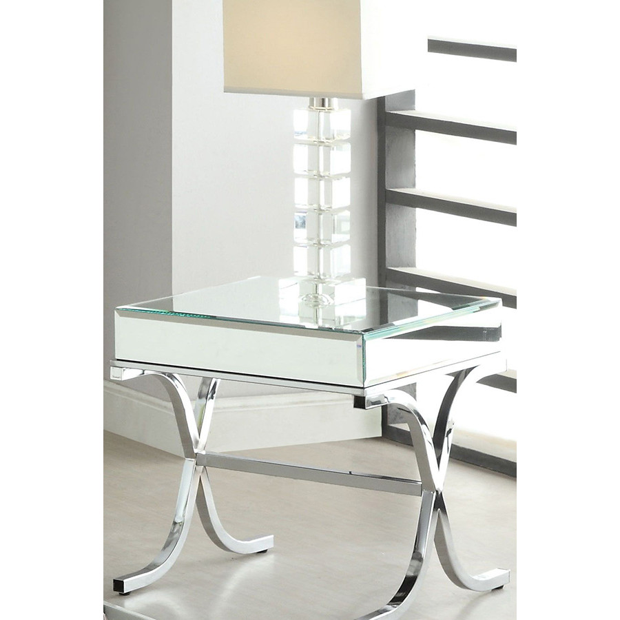 ACME - Yuri End Table in Mirrored/Chrome