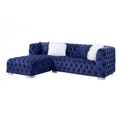 ACME - Syxtyx Sectional Sofa with 4 Pillows