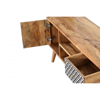 Artisan - Valentina Entertainment Unit