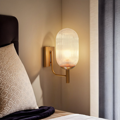 Ashcroft - Dewdrop Wall Lamp in Bronze and Clear