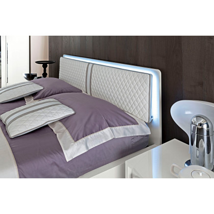 Camelgroup Vanity Queen Size Bed - White