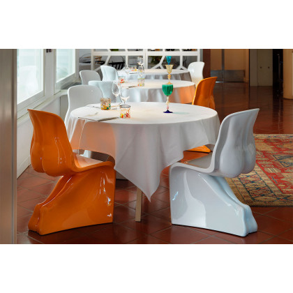 Casamania - Him Iconic Chair Glossy Finish