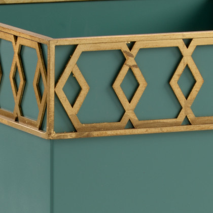 Chelsea House Perkins Planter - Alexandrite