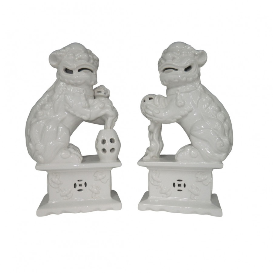 Chelsea House - White Foo Dog (PR) in White