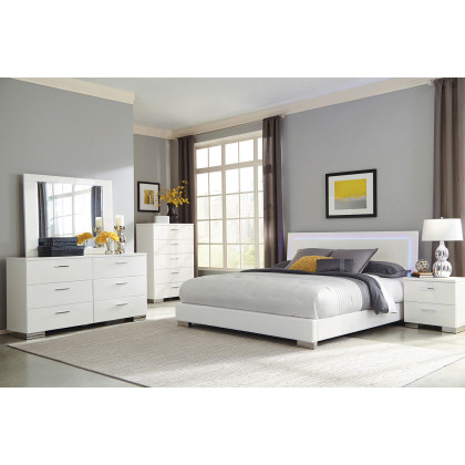 Coaster Felicity Eastern King Panel Bed with Led Lighting - Glossy White