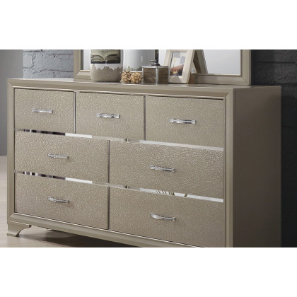Coaster - Beaumont 7-Drawer Rectangular Dresser in Champagne