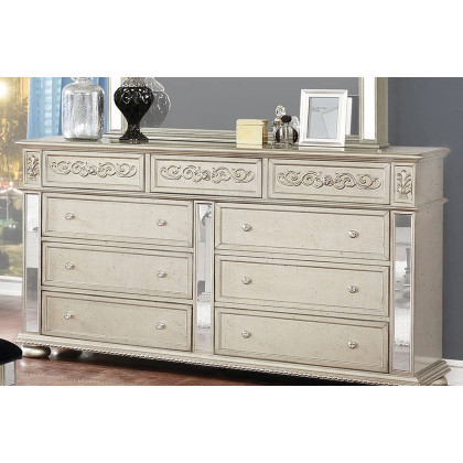 Coaster - Heidi 9-Drawer Dresser in Metallic Platinum