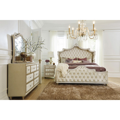 Coaster Antonella Upholstered Tufted Queen Bed - Ivory/Camel