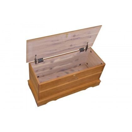 Coaster Rectangular Cedar Chest 4695 - Honey