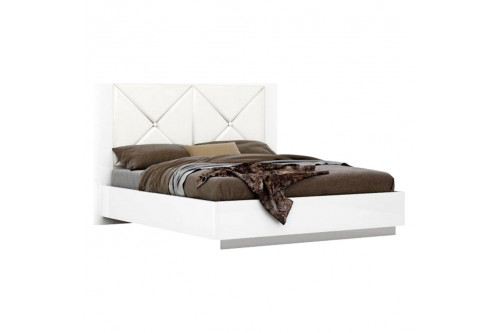 Creative™ Everett Bed With Chrome Accents - King Size