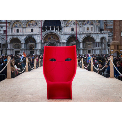 Driade Nemo Swivel Human Figure - Matte Red