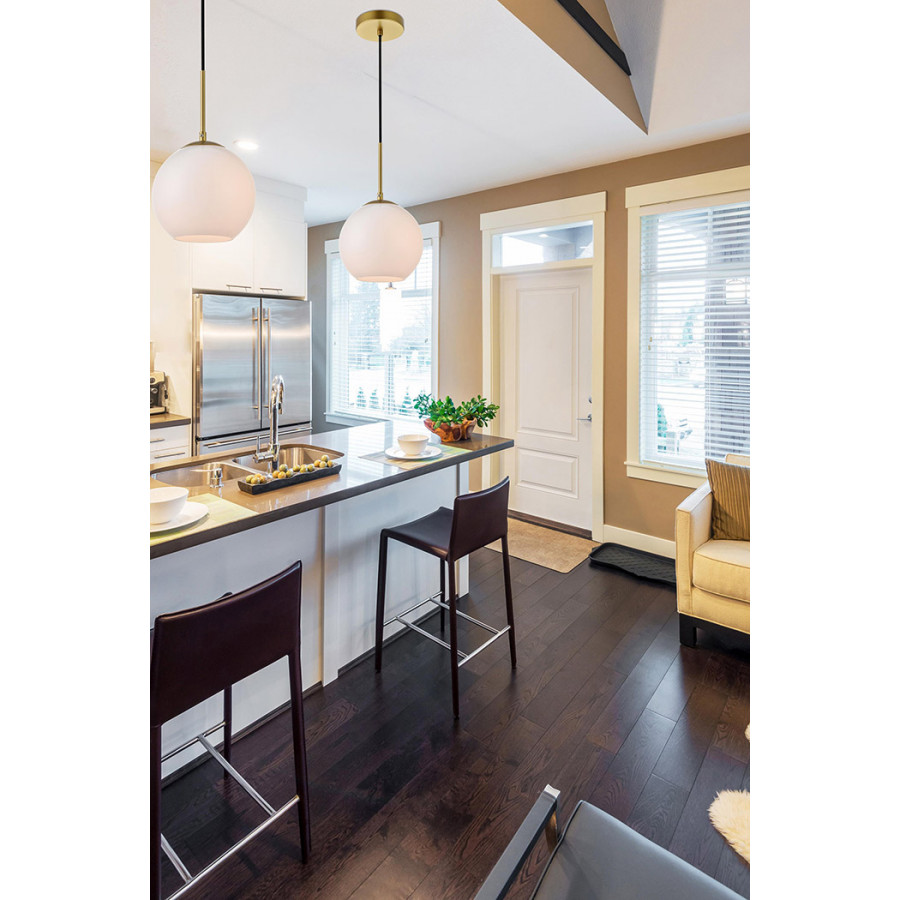 Elegant Baxter 1-Light Pendant - Brass, L 7.9" (LD2207BR)
