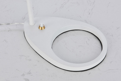 Elegant™ Juniper LD2364WH 1 Light Table Lamp - White