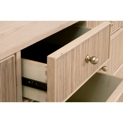 Essentials - Highland 8-Drawer Double Dresser in Natural Oak