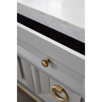Essentials - Azure Carrera Media Chest