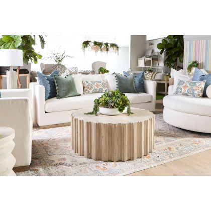 Essentials - Siena 96" Plinth Base Sofa in LiveSmart Machale Ivory